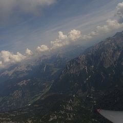 Flugwegposition um 11:47:56: Aufgenommen in der Nähe von Gemeinde Maria Alm am Steinernen Meer, 5761, Österreich in 2042 Meter